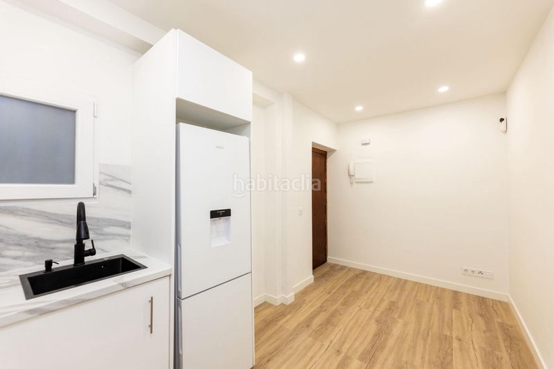 Foto cea4ed56-795a-48a7-8438-e5d36d5c806c. Location studio dans Valdeacederas Madrid