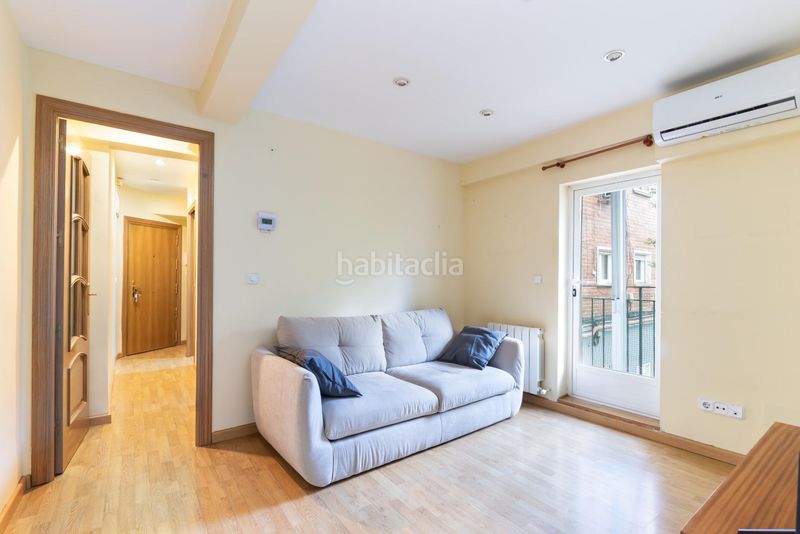 Foto 3bf07423-0066-43c8-bdac-05f1ed9bd2b5. Piso en san marcelo 20 en Ventas Madrid