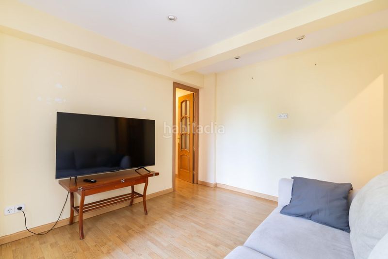 Foto 8a3da3ea-aeec-4805-8fde-3d32bfd7a888. Piso en san marcelo 20 en Ventas Madrid