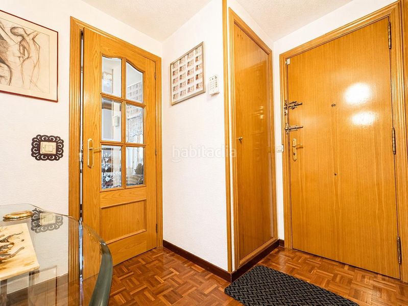 Foto 2cd96d8c-d593-4d70-88f9-b286214fd074. Rent flat in Orcasur-12 de Octubre Madrid