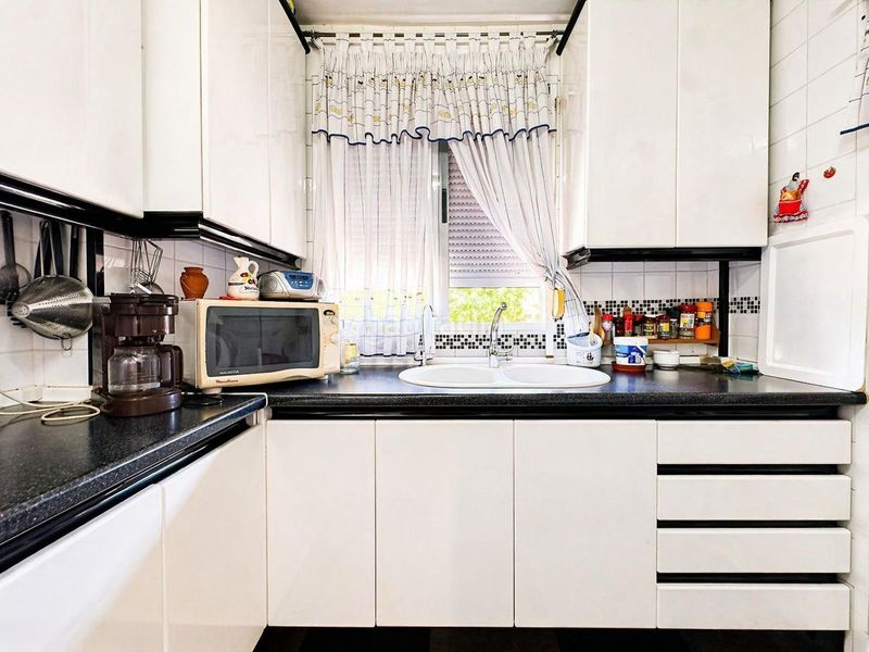 Foto 46ccdb87-1095-4baf-957f-eba2e37137da. Rent flat in Orcasur-12 de Octubre Madrid