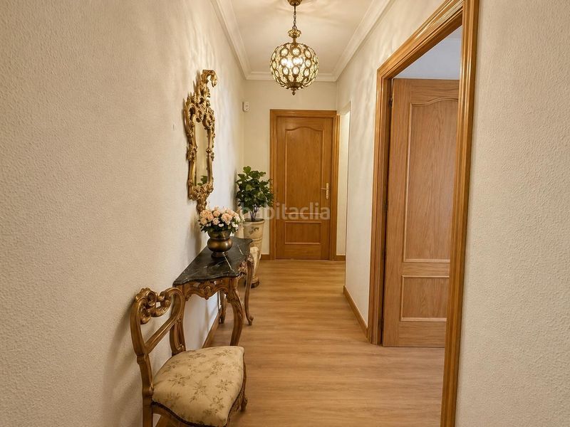 Foto 43193d71-f799-41a2-a5cb-6709d88c38f1. Pis amb aparcament a Opañel Madrid