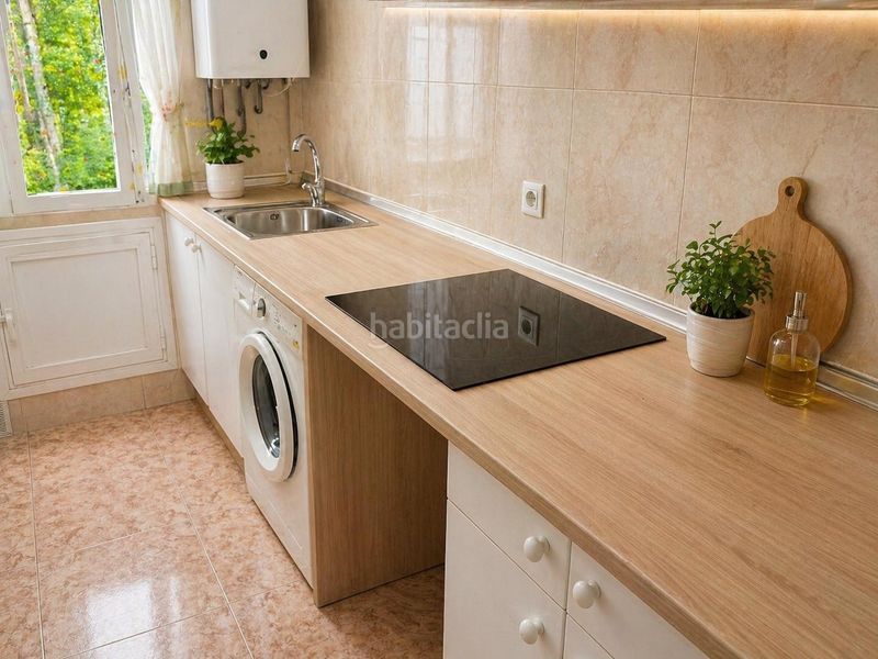 Foto 81c1a176-4290-4d4e-b0bb-700dbf37b42c. Pis amb aparcament a Opañel Madrid