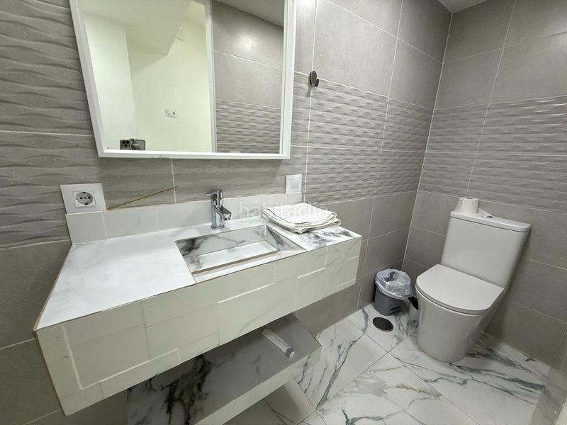 Foto 605a2bd9-9fc0-4b5e-80eb-6d6e4a1d387b. Affitto duplex in calle de ledesma 38 in Ventas Madrid