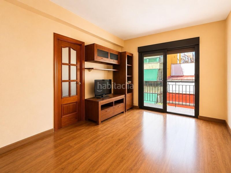 Foto 0ff24a71-7187-4a10-aad9-4d8259d331e2. Pis a calle antonio toledano 7 a Fuente del Berro Madrid