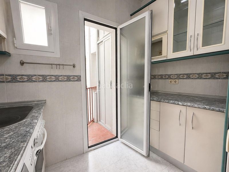 Foto d697033b-989c-45e7-8264-9d83c4e73ccc. Pis a calle antonio toledano 7 a Fuente del Berro Madrid