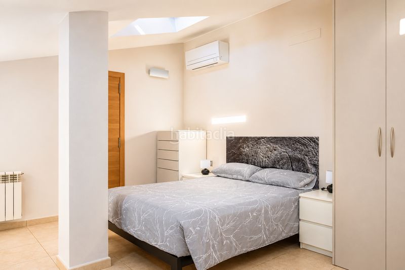 Foto 25d36f39-0a8d-49b6-a6f6-c11e7d28cd10. Duplex con riscaldamento in Eixample Nord Girona