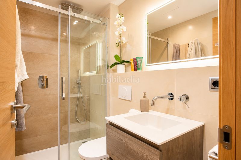 Foto 7e82b2ca-2651-4522-9c96-d056221f0060. Duplex con riscaldamento in Eixample Nord Girona