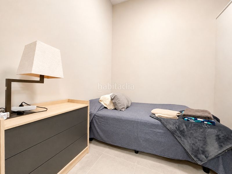Foto b3e3e20a-2a0f-4e3b-81bf-f298538e035a. Local comercial amb calefacció a Eixample Sud-Migdia Girona