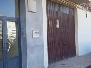 Autoparkplatz in Calle simón de colonia 11. Plaza de garaje