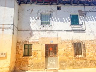 Casa aparellada  Calle la iglesia 6. Casa de pueblo