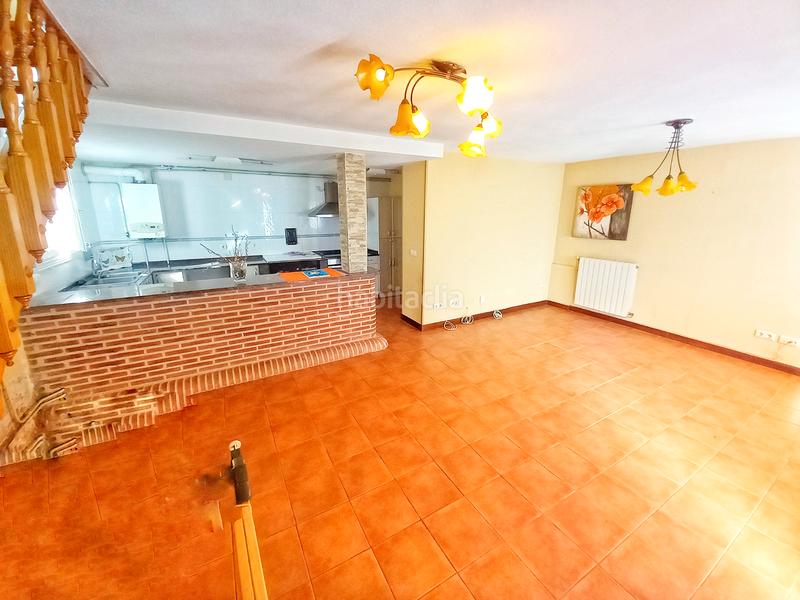 Foto 4e9e2497-e0c1-4946-8340-9eebfc07a1bc. Maison dans travesía espetera 16 dans Fuentelisendo