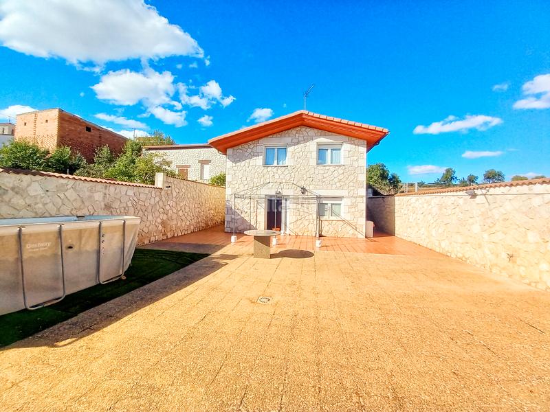 Foto e0c28b51-d805-4533-94d4-bab7a02ce504. Maison dans travesía espetera 16 dans Fuentelisendo