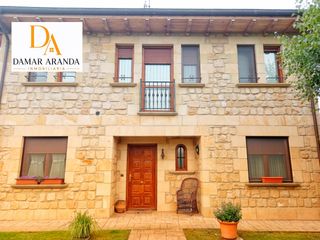 Casa a N/a 16. Chalet exclusivo