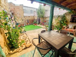 Masia a Calle de ricaposada 3. Casona