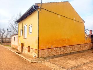Casa aparellada a Calle alamo 5. Casona en oquillas