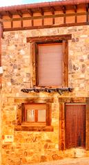 Maison jumelée à Calle olmo 8. Casa de piedra