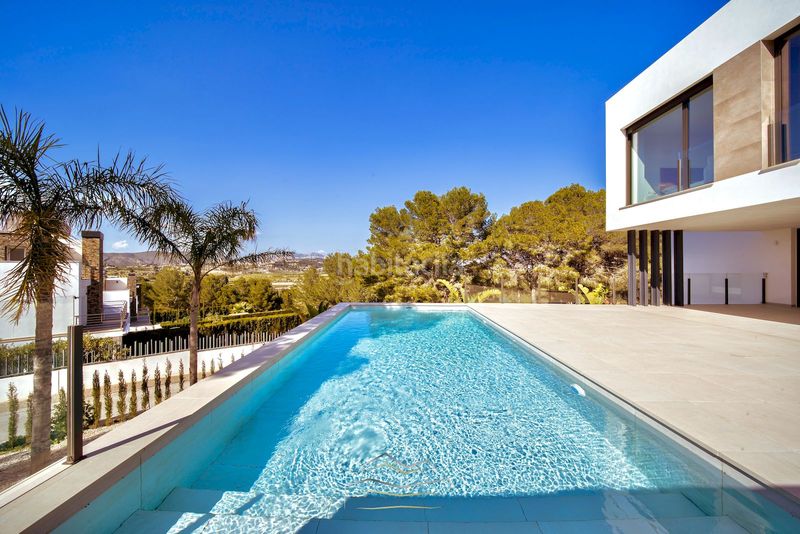 Foto c7db7500-2236-4fc2-b482-b35f3d4ac2de. Chalet avec chauffage parking piscine dans Benimeit-Tabaira Moraira