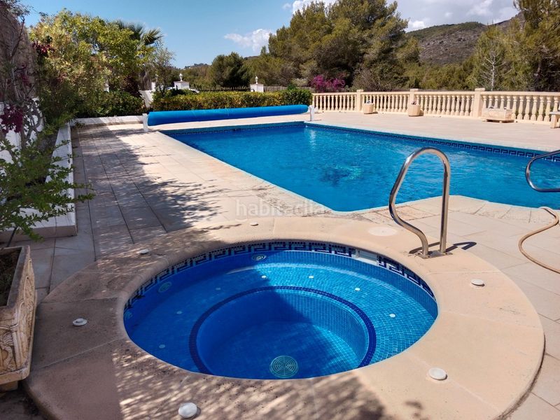 Foto a3cb8bdd-ef1e-43c1-8680-236374cd152f. Xalet amb calefacció aparcament piscina a Partida Comunes-Adsubia Xàbia