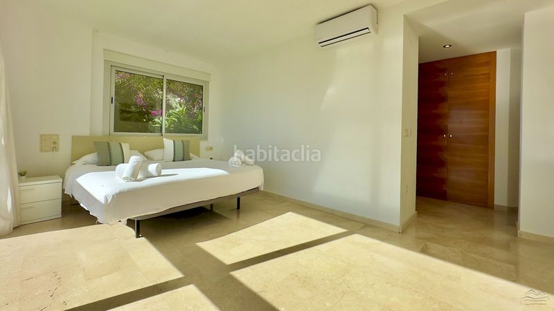 Foto ab8633aa-4d20-4189-8055-43c6eb99d811. Casa amb calefacció aparcament piscina a Puerto Xàbia