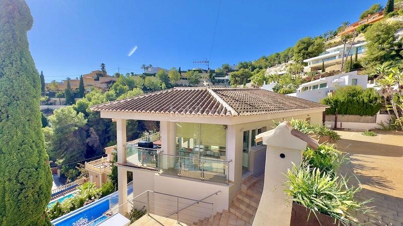 Foto e3ddc3f4-2562-46dd-8ffa-708d5f69d7b2. Casa amb calefacció aparcament piscina a Puerto Xàbia
