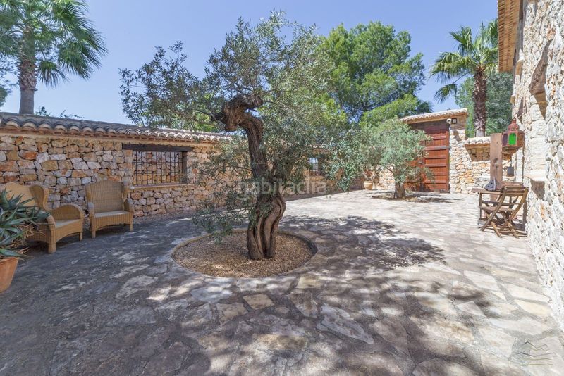 Foto 1988f441-2b36-46fd-b137-539d09505310. Casa amb calefacció aparcament piscina a Partida Comunes-Adsubia Xàbia