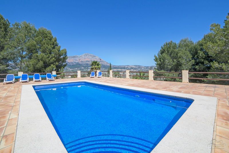 Foto 5b262ff1-37cf-4b07-b3a7-b2af4db3cfe1. Casa amb calefacció aparcament piscina a Partida Comunes-Adsubia Xàbia