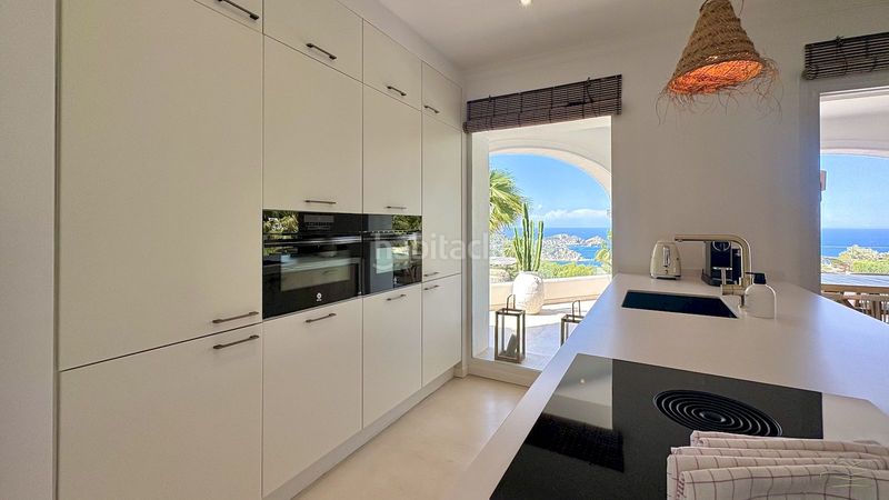 Foto da0d7b14-8fac-4e21-ac63-8856b9258055. Casa amb calefacció aparcament piscina a Portichol-Balcón al Mar Xàbia