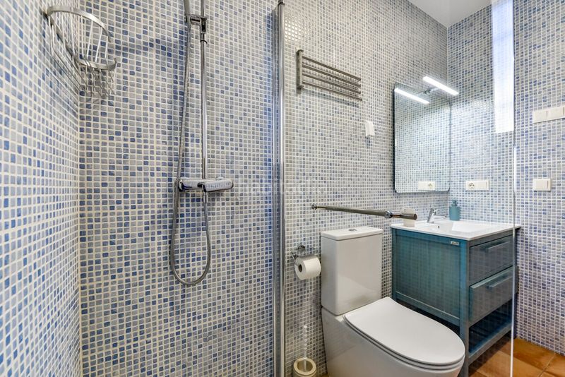 Foto c180d4dd-4328-4816-8aa9-e67a6a1eb38a. Chalet con riscaldamento parcheggio piscina in Cometa Calp