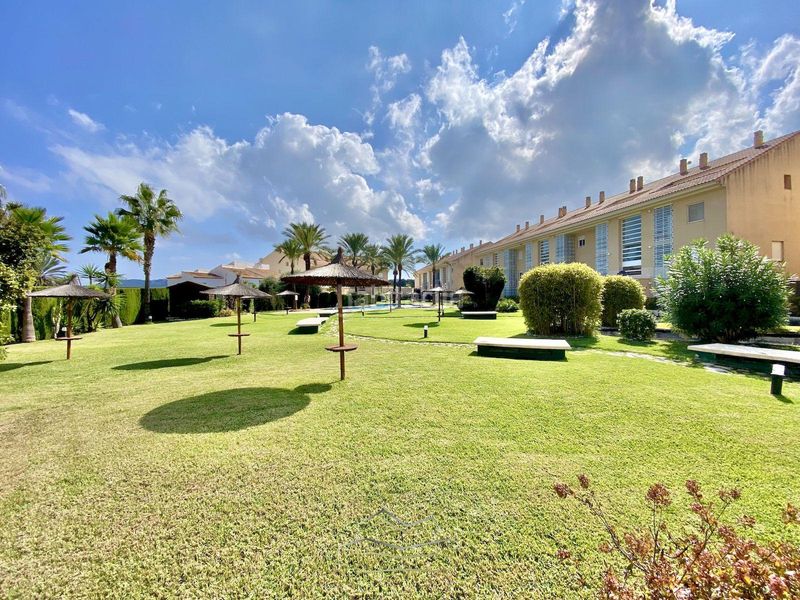 Foto 647e997c-cdeb-4578-a932-59642b907fca. Apartament amb calefacció aparcament piscina a Montañar-El Arenal Xàbia