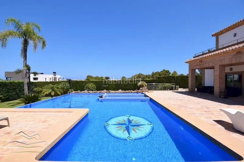 Foto 6f830b9b-8bea-4d29-8d5f-61efb23ec4e9. Casa amb calefacció aparcament piscina a Partida Comunes-Adsubia Xàbia