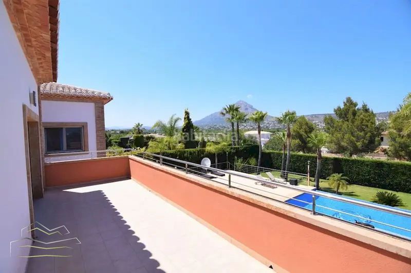 Foto 9524f8e5-990d-4fc2-9014-6a6c82571860. Casa amb calefacció aparcament piscina a Partida Comunes-Adsubia Xàbia