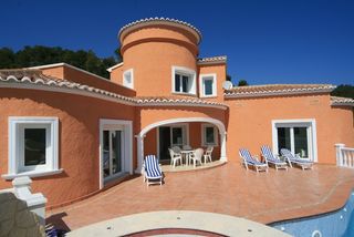 Chalet in Partida Comunes-Adsubia