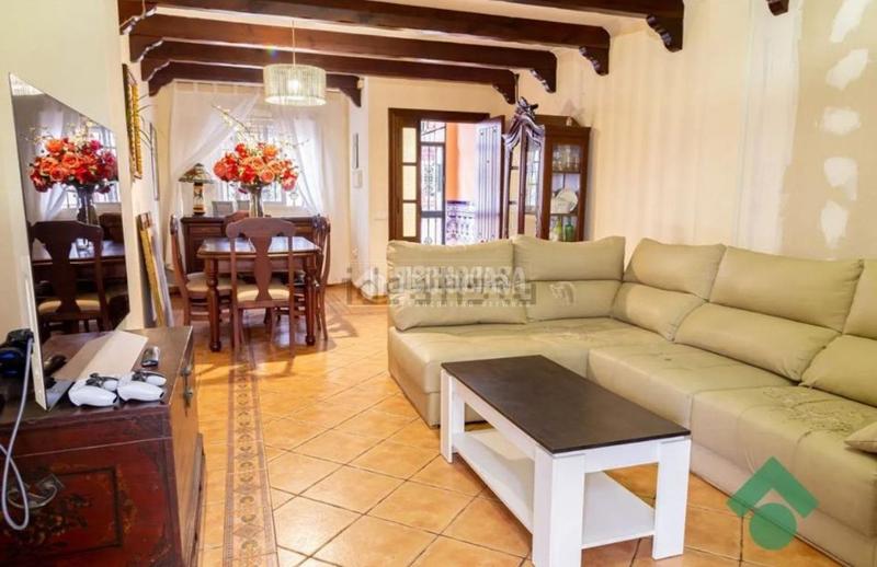 Foto fddfbb00-b26d-41c1-93e2-27229c284767. Haus in Casco Antiguo Algeciras