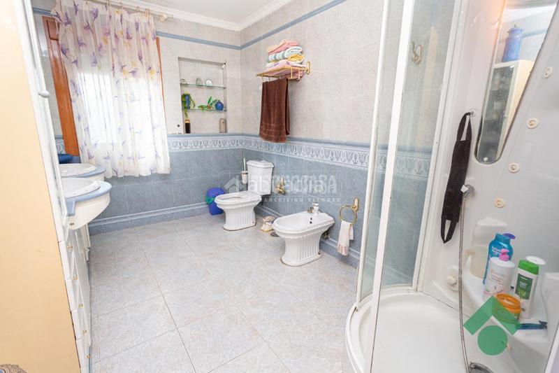 Foto 0d309063-94b4-48f4-afc8-16c3a4af6ea9. Casa  en venta en El Rinconcillo Algeciras