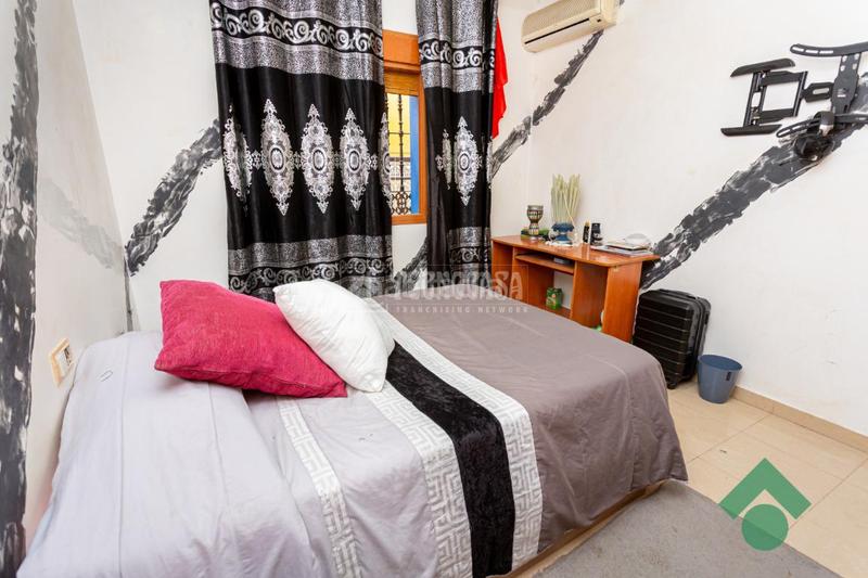 Foto b9002d87-6620-4774-9cbb-36d23578c906. Casa  en venta en El Rinconcillo Algeciras