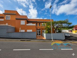 Etagenwohnung  Calle carmita castro. En venta piso de vpo en tacoronte