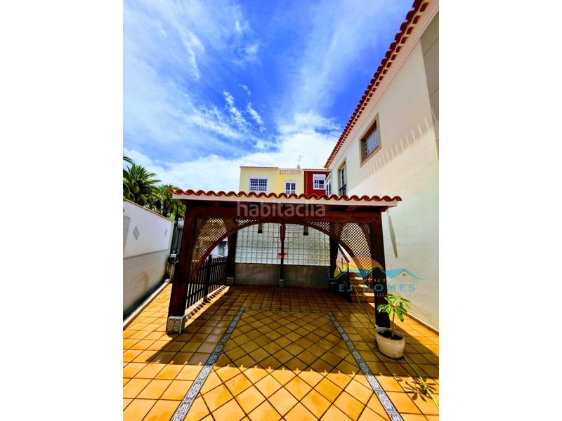Foto 0fa4e57e-fbaa-44c1-9302-982e16efa0b5. Casa pareada  en venta en centro de el sauzal en Sauzal (El)