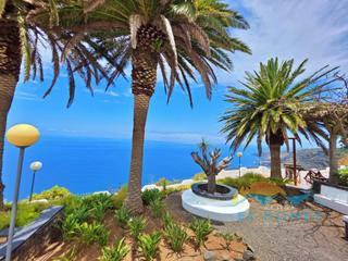 Casa aparellada  N/a. Casa pareada en venta en centro de el sauzal