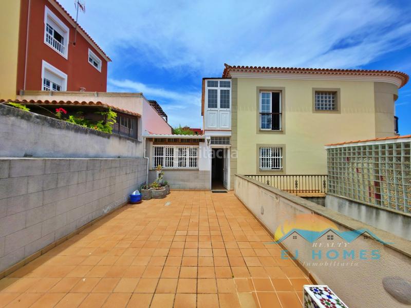 Foto 4c8876df-907e-4a95-9a8c-1a329a1db172. Casa pareada  en venta en centro de el sauzal en Sauzal (El)