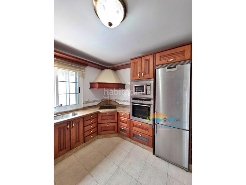 Foto 5acc8412-da1c-4967-ae04-e9b4d21f4de0. Casa pareada  en venta en centro de el sauzal en Sauzal (El)
