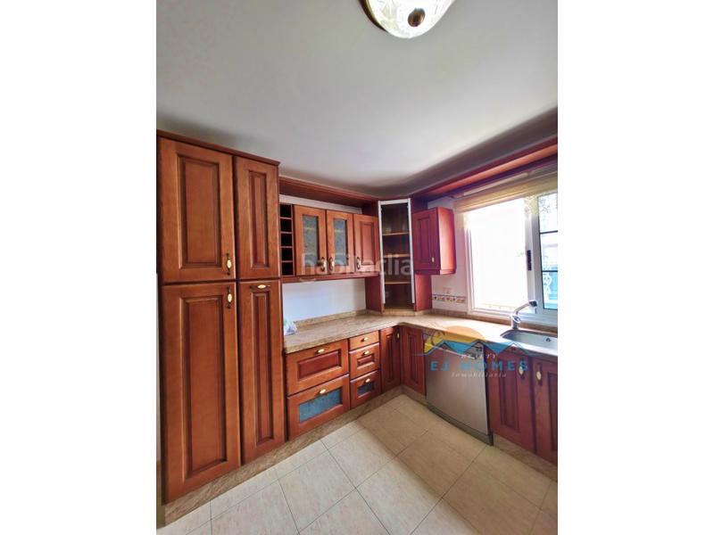 Foto 93b53dd4-1de3-44e9-9073-8969fc567134. Casa pareada  en venta en centro de el sauzal en Sauzal (El)