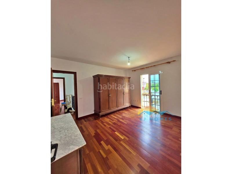 Foto a536c2cc-9b01-4110-bba8-362ba94f89a3. Casa pareada  en venta en centro de el sauzal en Sauzal (El)
