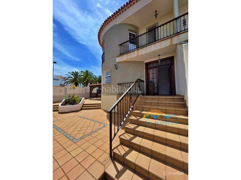 Foto e4e62b07-ca2f-49c5-b87d-a360c9762adb. Casa pareada  en venta en centro de el sauzal en Sauzal (El)