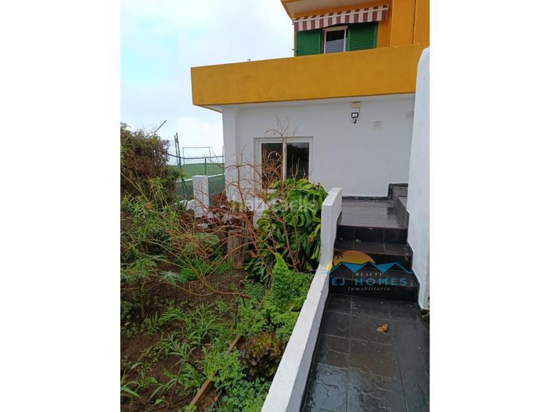 Foto 00a7980a-b125-428b-9cad-f1243d983df1. Maison avec parking dans Sauzal (El)