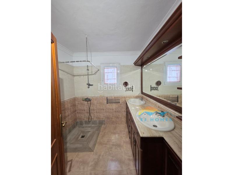 Foto 19de7f88-e490-4802-8c83-043e5dbdb00c. Maison avec parking dans Sauzal (El)