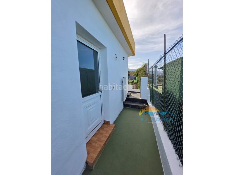 Foto 71935cc7-f7c9-4881-8951-7c142447159e. Maison avec parking dans Sauzal (El)