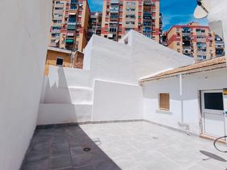 Xalet a Calle delgado carabot 6. Chalet a 5 minutos del centro de málaga
