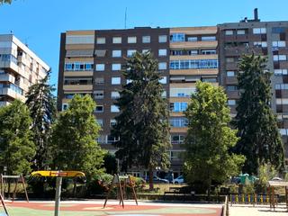 Appartement à Avenida el bierzo 4. Piso zona alta