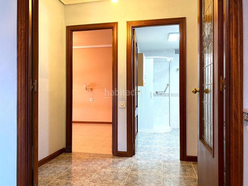 Foto f7d3e754-79af-4458-8eb2-20890e190c32. Appartamento in avenida el bierzo 4 in Zona Alta Ponferrada